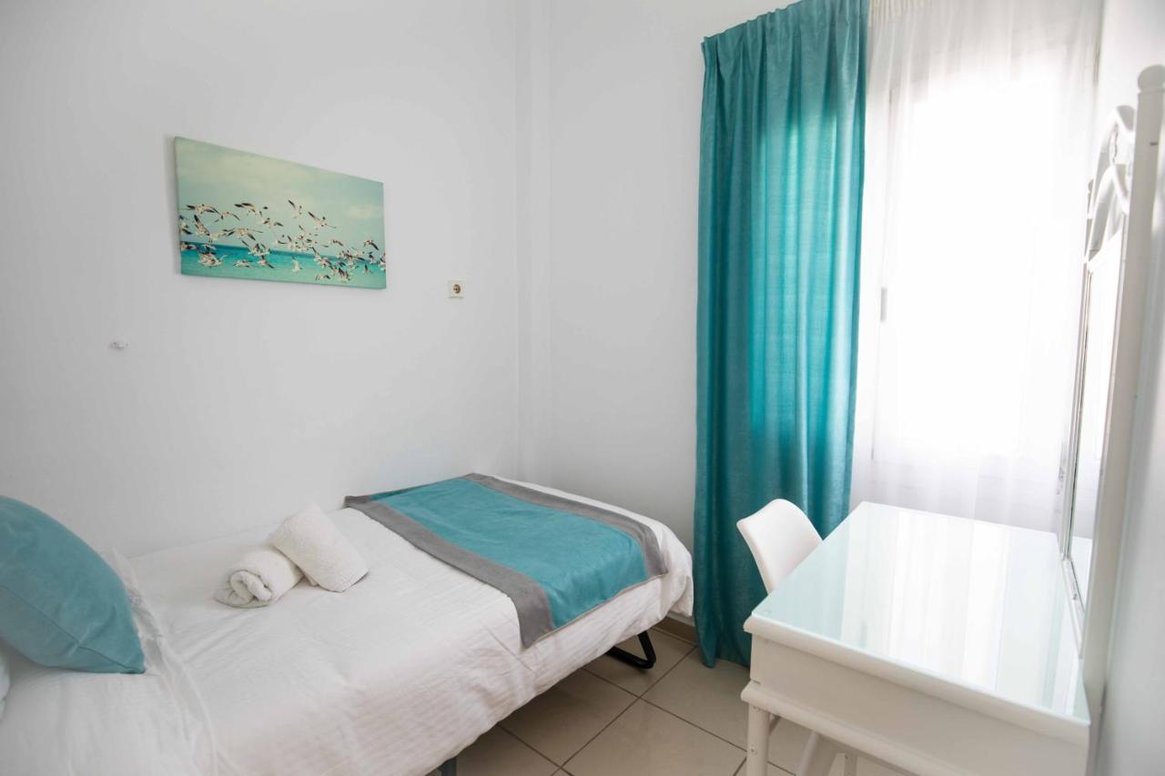 Kafieris View Aparthotel Фиростефани Екстериор снимка
