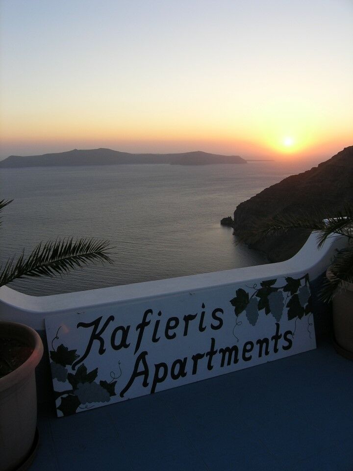 Kafieris View Aparthotel Фиростефани Екстериор снимка